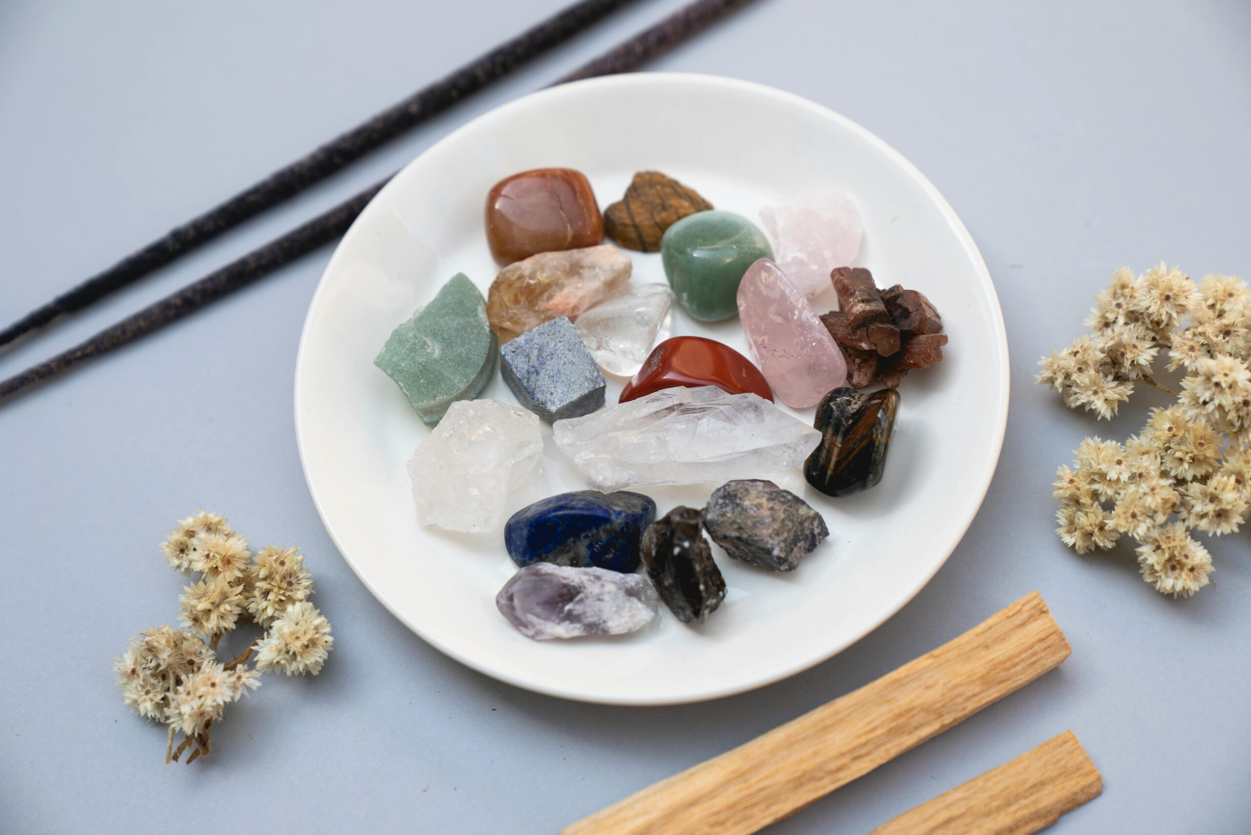 10-Crystals-for-Positive-Energy