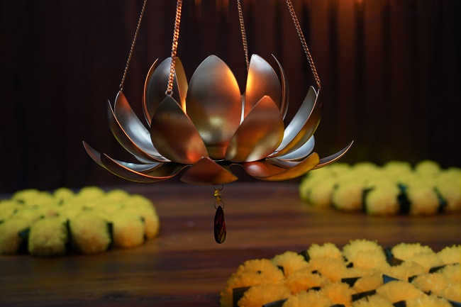 Lotus Flower Tealight Holder Big