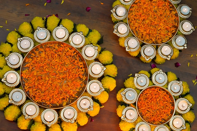 Traditional Brass Urli Diya Set For Home Decor