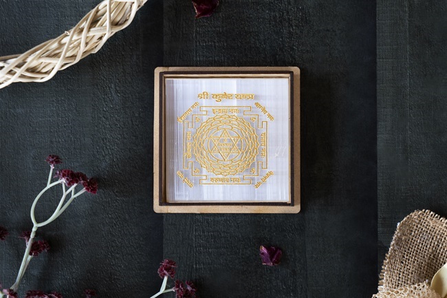 Selenite Kuber Yantra With Wooden box