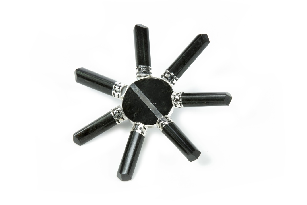 Reiki Crystal Black Tourmaline Pyramid Generator