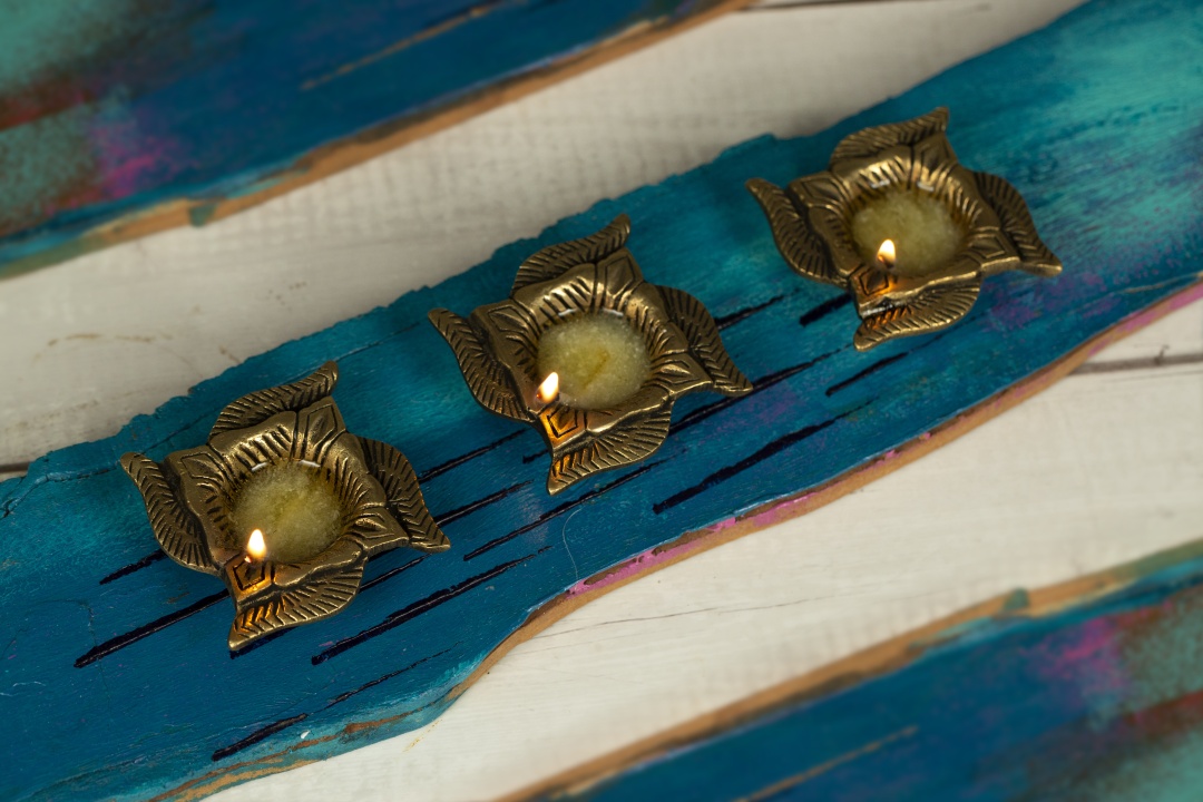 Traditional Swastik Brass Diya 1 Piece