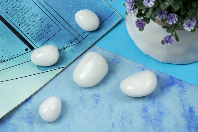 Miracle White Agate Tumble