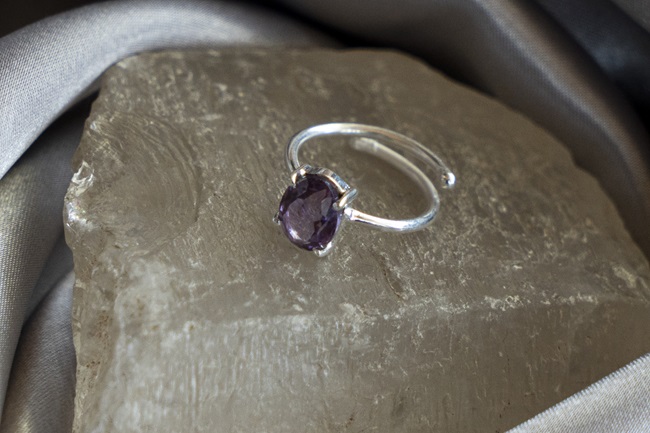 Amethyst ring